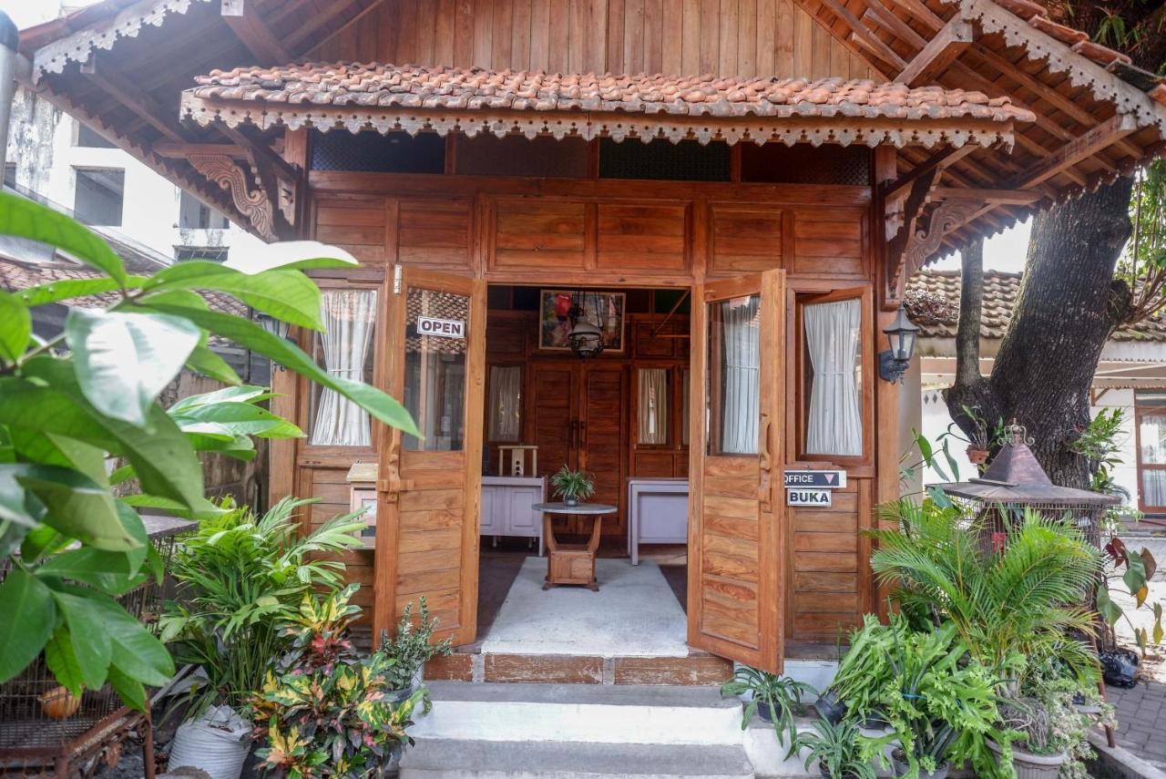 מלון יוגיאקרטה Reddoorz Syariah Near Plengkung Gading 2 מראה חיצוני תמונה