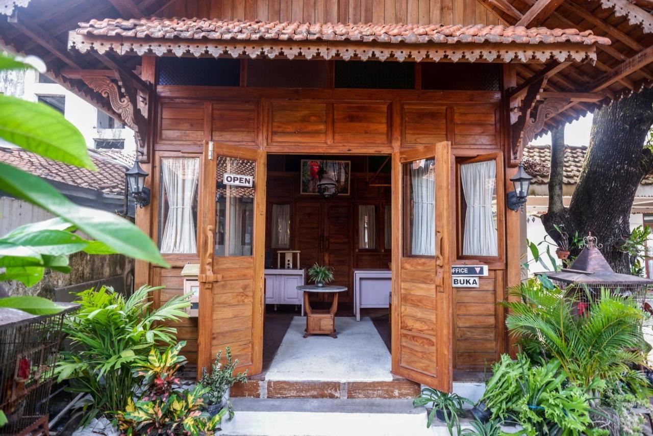 מלון יוגיאקרטה Reddoorz Syariah Near Plengkung Gading 2 מראה חיצוני תמונה