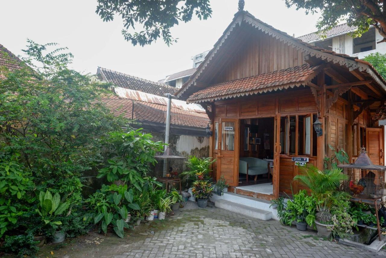 מלון יוגיאקרטה Reddoorz Syariah Near Plengkung Gading 2 מראה חיצוני תמונה